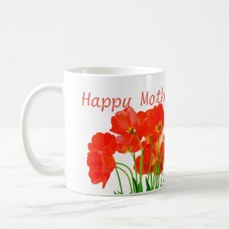 Les tulipes blanches de tasse de mère de maman