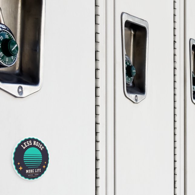 Less Noise, More Life – Retro Hat Design Magnet (In Situ (Locker))