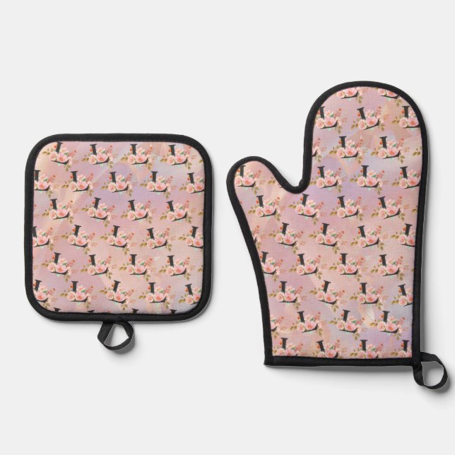 Letter L Oven Mitt & Pot Holder Set (Front)
