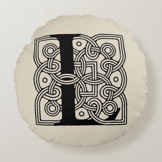 Letter L Vintage Celtic Knot Monogram Round Pillow (Front)