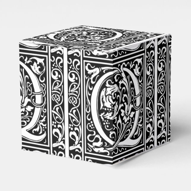 Letter Q Medieval Monogram Art Nouveau Favor Box (Front Side)