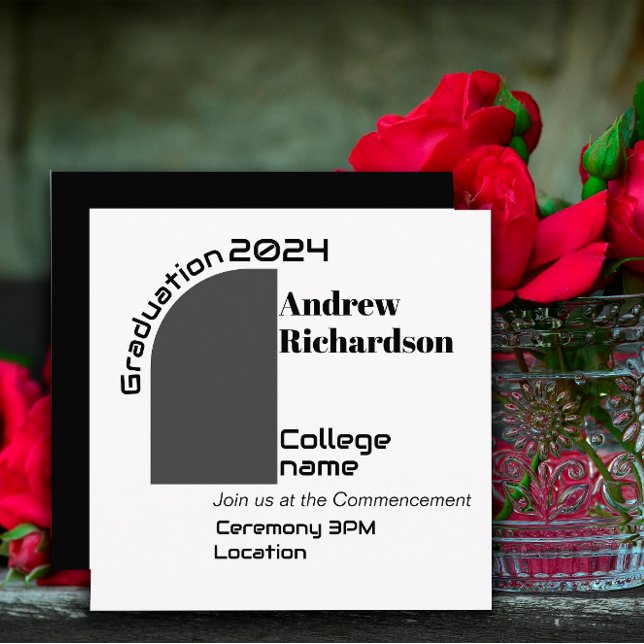 Lettre moderne noir blanc graduation Carte plate (Créateur téléchargé)