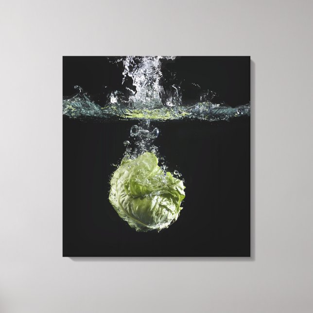 Lettuce splashing in water canvas print (Front)