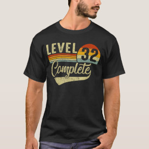 Level 32 Complete Retro Video Gamers Couple 32nd A T-Shirt