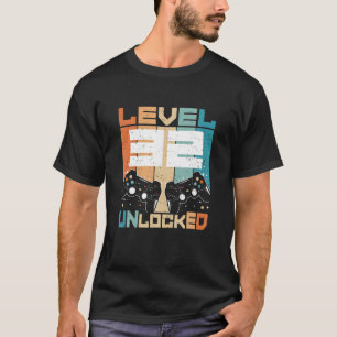 Level 32 Unlocked Funny Video Gamer 32Nd Birthday T-Shirt