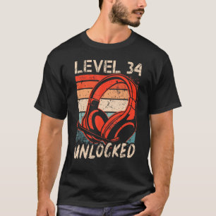 Level 34 Unlocked Video Gamer 34th Birthday Men Bo T-Shirt