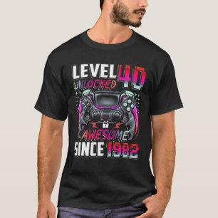 Level 40 Unlocked Awesome Since 1982 40Th Birthday T-Shirt