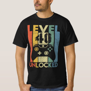 Level 40 Unlocked Funny Video Gamer , 40 Years Old T-Shirt