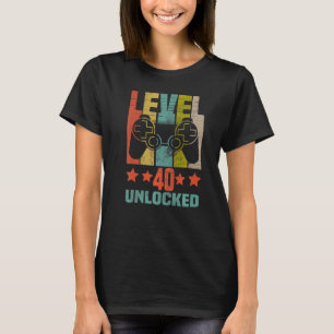Level 40 Unlocked Video Gamer 40th Birthday Boys T-Shirt