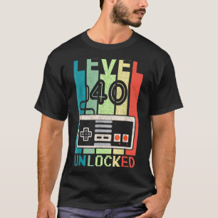 Level 40 Unlocked Video Gamer 40th Birthday T-Shirt