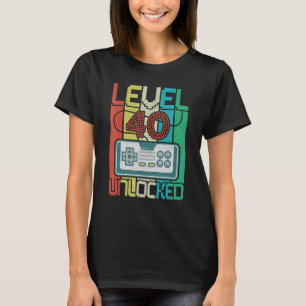 Level 40 Unlocked  Video Gamer 40th Birthday T-Shirt
