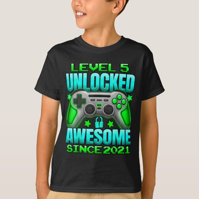 Level 5 Unlocked 5 Year Old For Boys 5th Birthday  T-Shirt (Front)