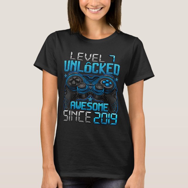 Level 7 Unlocked 7 Year Old For Boys 7th Birthday  T-Shirt (Front)