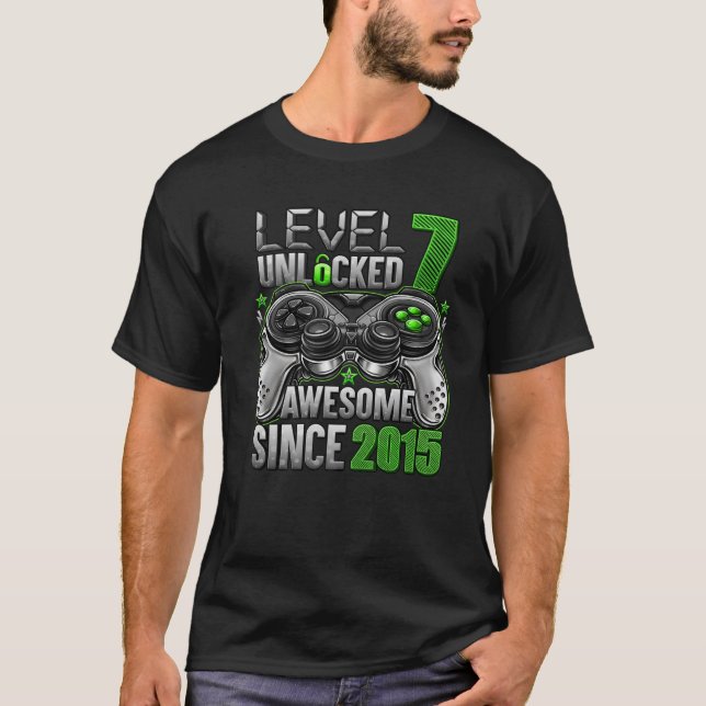 Level 7 Unlocked Awesome Since 2015 7Th Birthday G T-Shirt (Front)