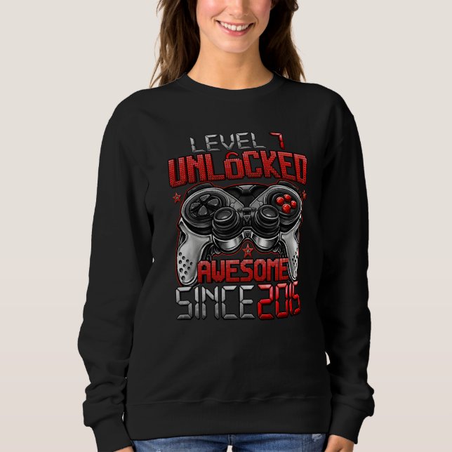 Level 7 Unlocked Awesome Since 2015 7th Birthday   Sweatshirt (Front)