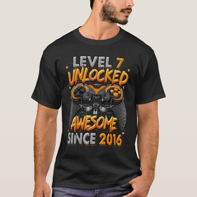 Level 7 Unlocked Awesome Since 2016 7th Birthday G T-Shirt (Front)