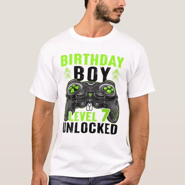Level 7 Unlocked Birthday Boy 7 Year Old Boys Gami T-Shirt (Front)