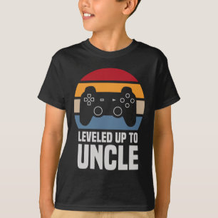 Levelled Up To Uncle Gift Gamer Gaming Pregnancy A T-Shirt