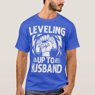 Levelling Up to Husband Mens Groom Bachelor Party  T-Shirt