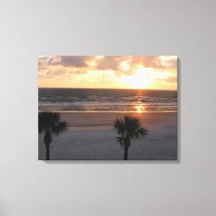 Lever du soleil sur la toile enrobée de plage