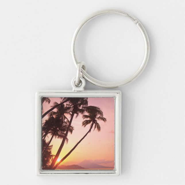 Lewolin Village, Illi Api Island, Selat Boleng Keychain (Front)