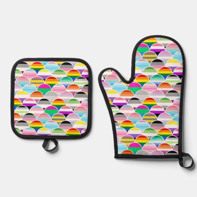 LGBTQIA+ Queer Scalloped Pride Flag Fans Oven Mitt & Pot Holder Set (Front)