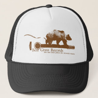 L'herbe d'ours enregistre le casquette de