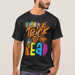Librarian  Library Halloween Costume Trick Or Read T-Shirt