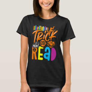 Librarian  Library Halloween Costume Trick Or Read T-Shirt