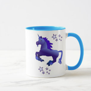 Licorne de bande dessinée et tasse bleues