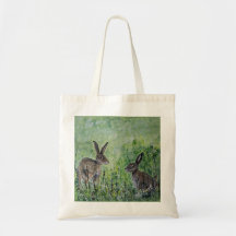 Lièvres dans un sac à provisions de pré