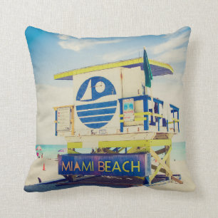 Lifeguard Tower   South Beach, Miami, Fl Throw Pillow