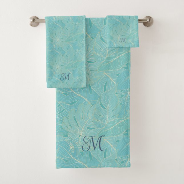 Light blue tropical palm leaves pattern bath towel set (Insitu)