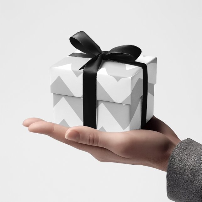 Light Grey and White Chevron Wrapping Paper (Light Grey and White Chevron Wrapping Paper)