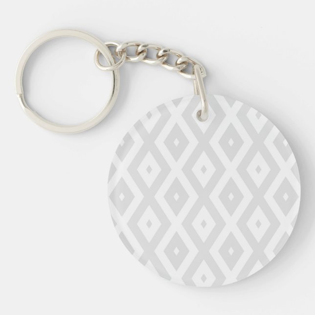 Light grey and white diamond pattern keychain (Front)