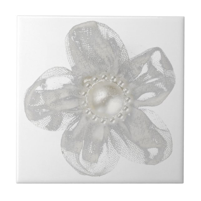 Light grey tulle flower tile (Front)