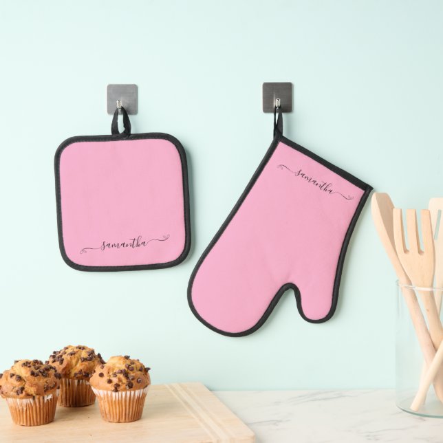 Light Pink Cute Bow Signature Name Oven Mitt & Pot Holder Set (Insitu(Hanging))