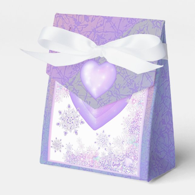 light purple snowflake & glittering heart favor box (Front Side)