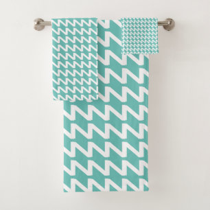 Light Teal and white Modern Sharp Waves Bath Towel Set