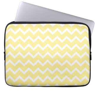 Light Yellow and White Zigzags. Laptop Sleeve