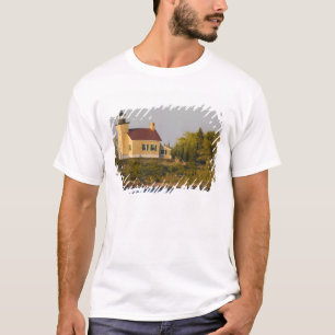 Lighthouse on Lake Superior near Copper Harbour T-Shirt