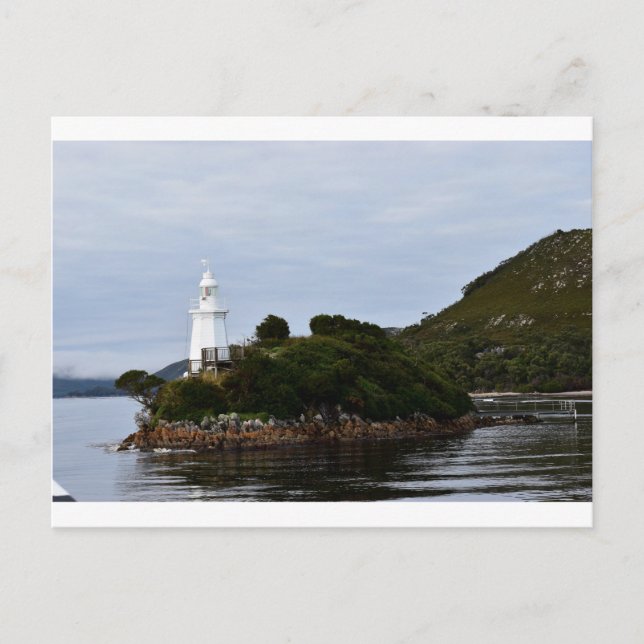 LIGHTHOUSE STRAHAN TASMANIA AUSTRALIA POSTCARD (Front)