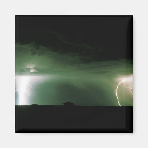 Lightning. Magnet