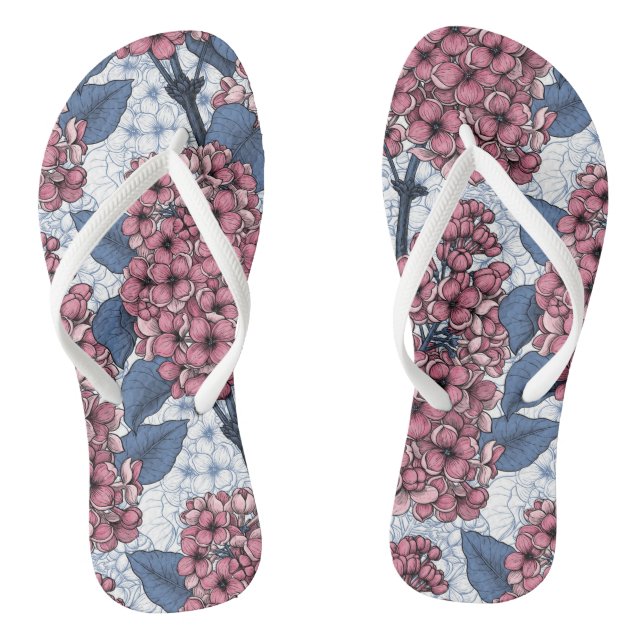 Lilac in pink and blue flip flops (Footbed)