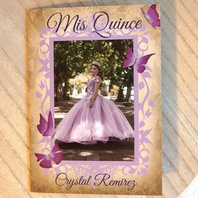 Lilac Papillons pourpres Quinceanera Invitation (Light dusty purple quinceanera invitations with butterflies and decorative photo frame)