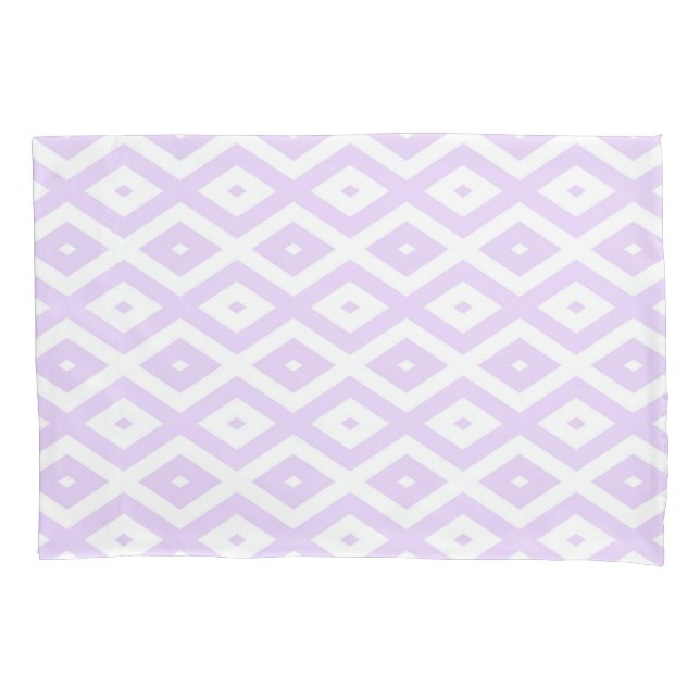 Lilac purple and white diamond pattern pillowcase (Front)