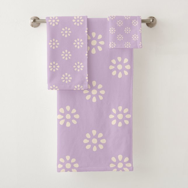 Lilac Purple Flowers Boho Aesthetic Pattern Bath Towel Set (Insitu)