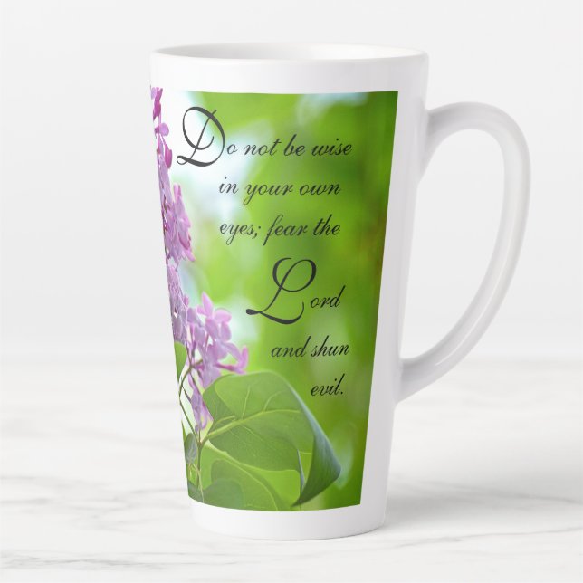 Lilacs Proverbes 3:7 Latte Mug (Droite)