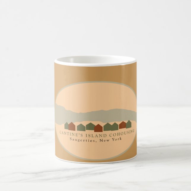 L'île de Cantine choisissant la tasse de café (Centre)