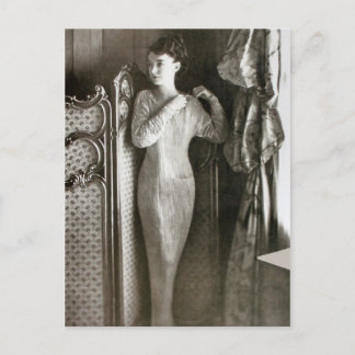 Lilian Gish Postcard